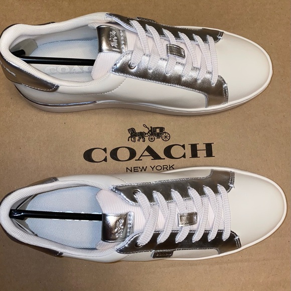 Coach leather 🤍 Lowline Low Top Sneaker size 10 New in box - Picture 1 of 8
